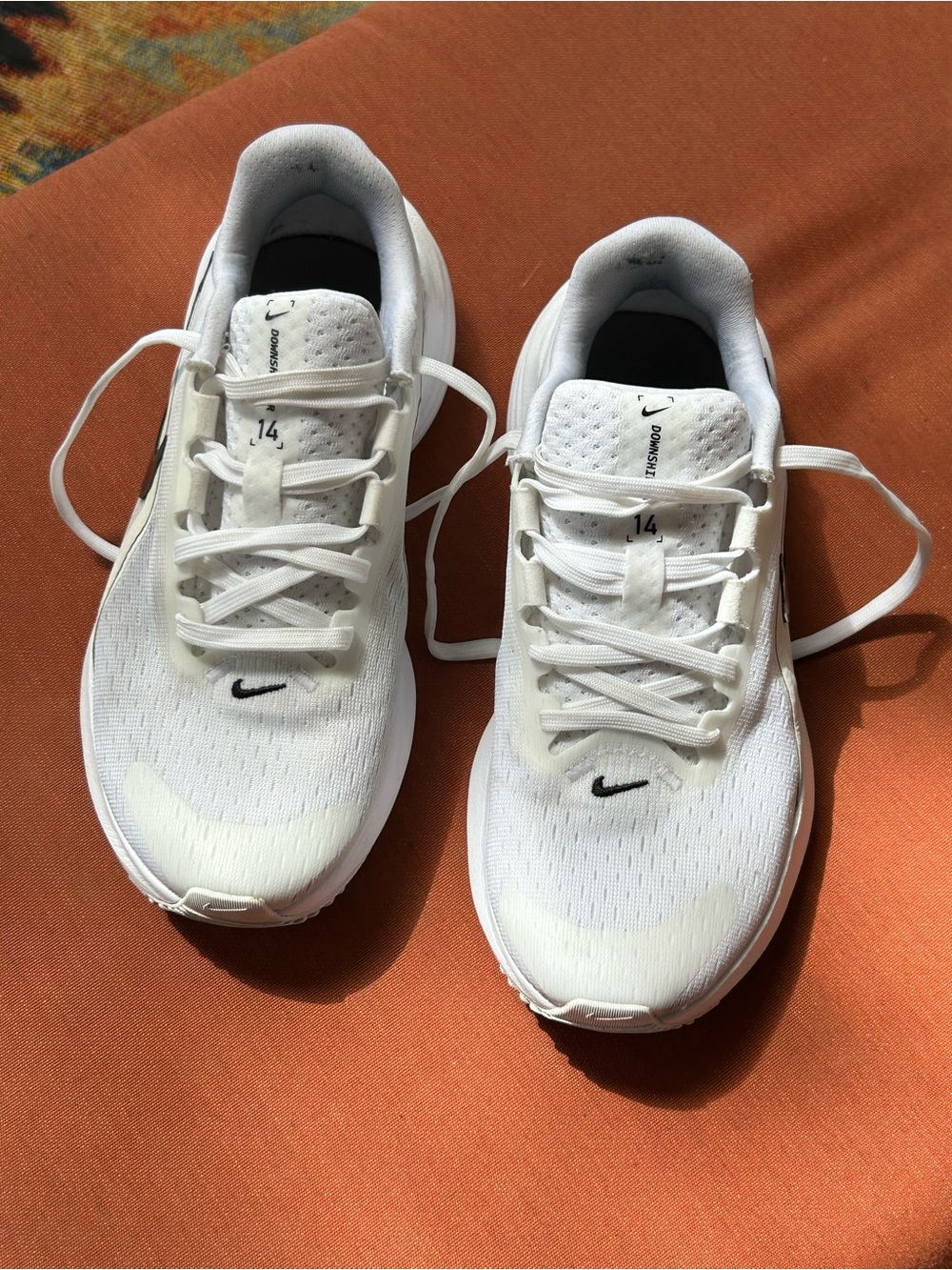 Nike Downshifter 14 Women’s Running Shoes White Black Size 6